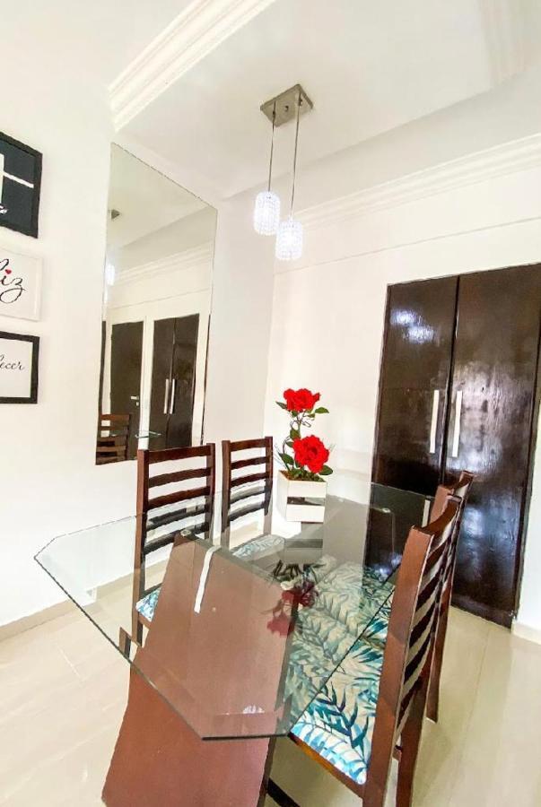 Apartamento bem localizado a 450 metros da praia . Guarujá Exterior foto