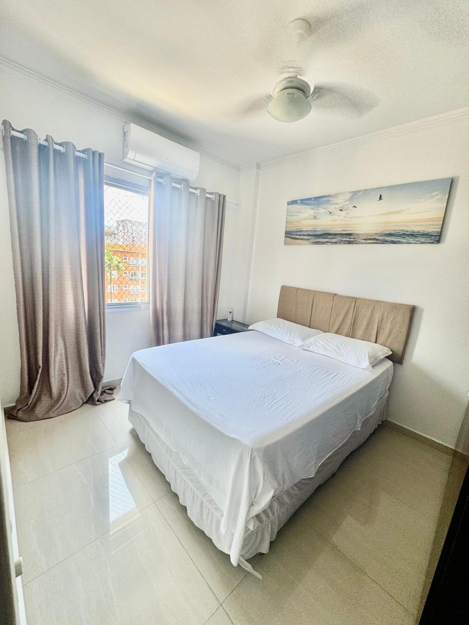 Apartamento bem localizado a 450 metros da praia . Guarujá Exterior foto